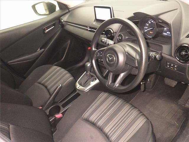 Mazda MAZDA2 2022 8235794-3