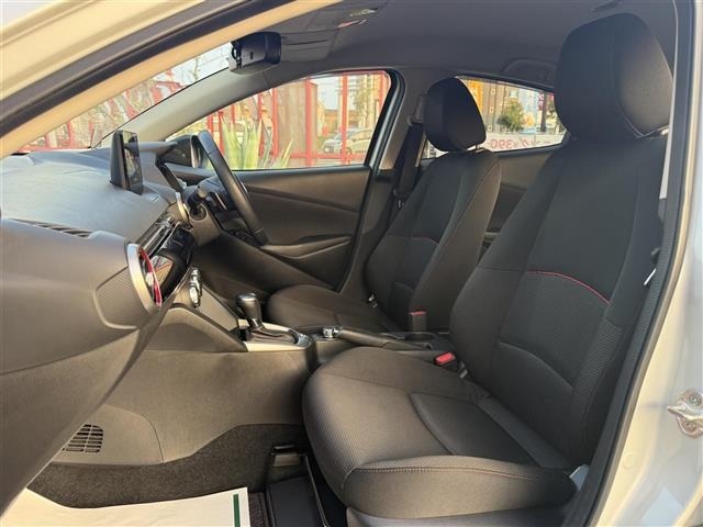 Mazda MAZDA2 2022 8235910-1