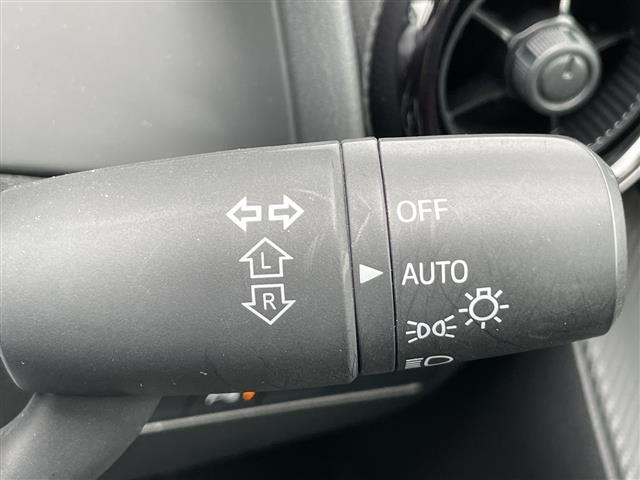 Mazda MAZDA2 2025 8235947-9