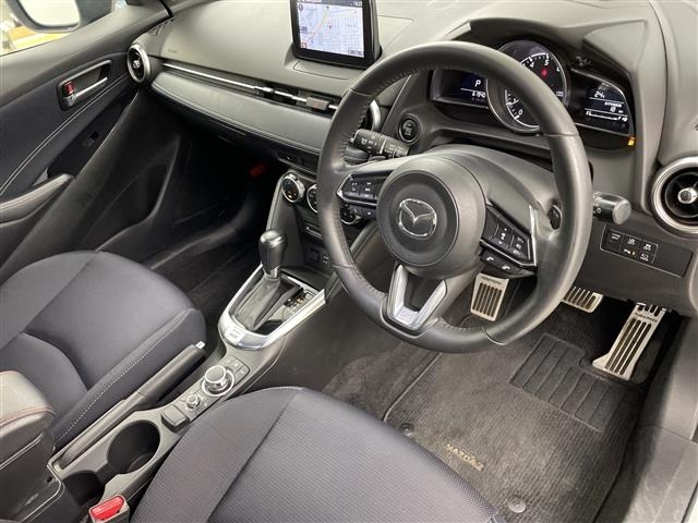 Mazda MAZDA2 2020 8235990-2