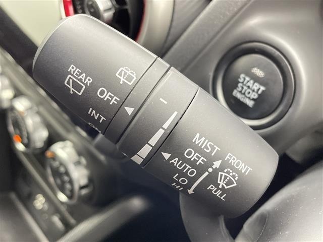 Mazda MAZDA2 2022 8236012-1