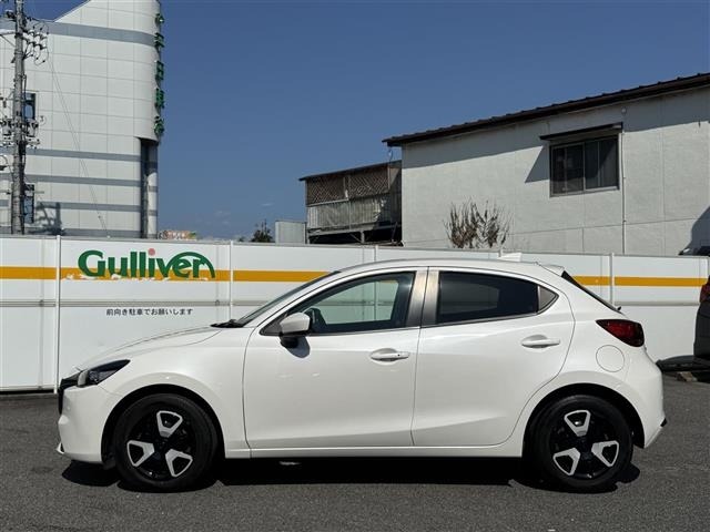 Mazda MAZDA2 2023 8236031-1