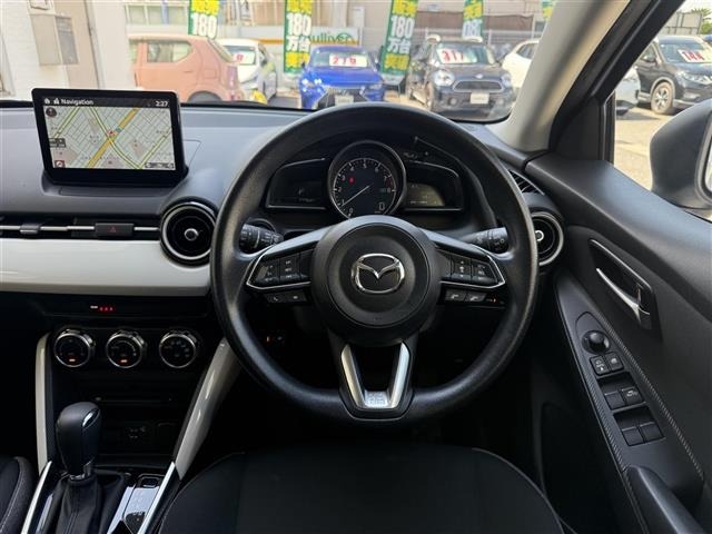 Mazda MAZDA2 2023 8236031-5