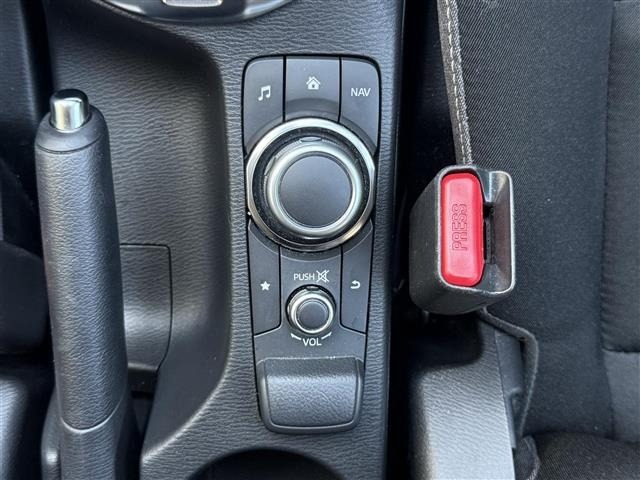 Mazda MAZDA2 2023 8236031-6