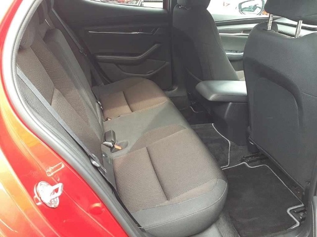 Mazda MAZDA3 2021 8235635-10