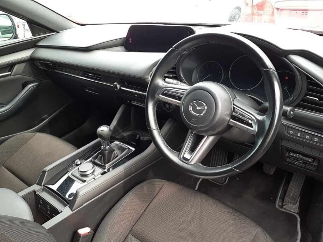 Mazda MAZDA3 2021 8235635-7