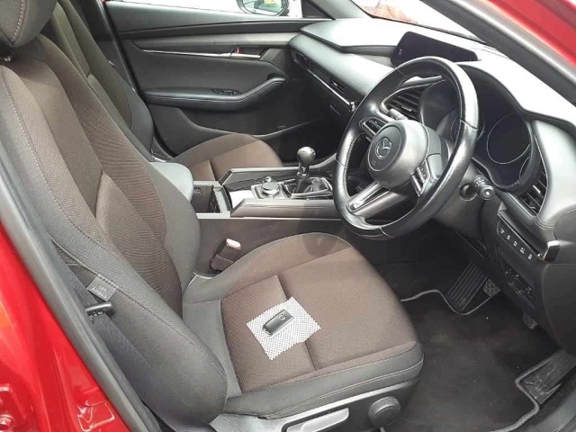 Mazda MAZDA3 2021 8235635-8