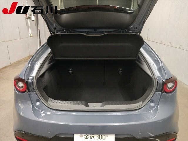 Mazda MAZDA3 2022 8235636-6