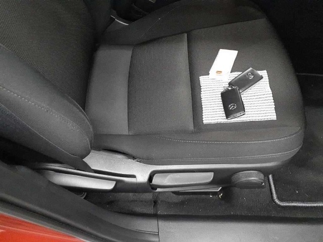 Mazda MAZDA3 2024 8235639-10