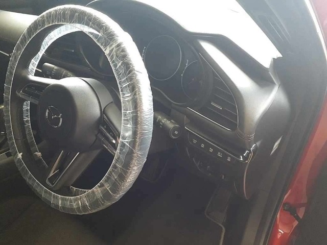 Mazda MAZDA3 2022 8235640-9