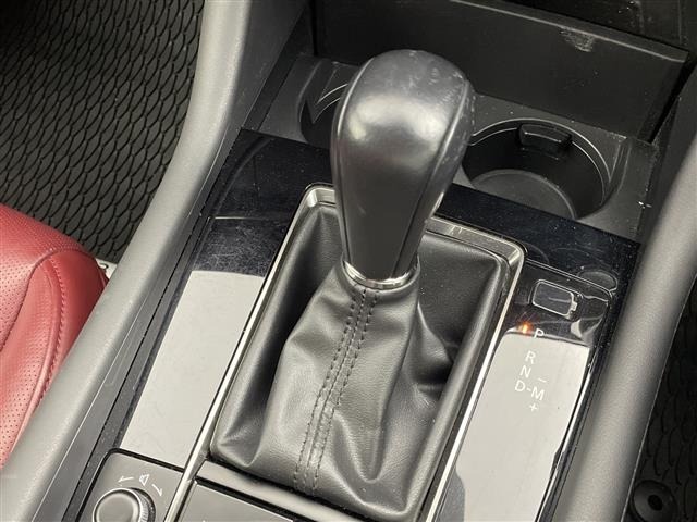 Mazda MAZDA3 2019 8235715-18