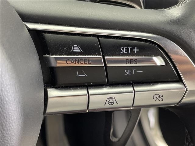 Mazda MAZDA3 2019 8235715-9