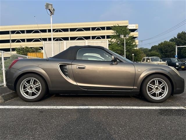 Toyota MR-S 2002 8235748-1
