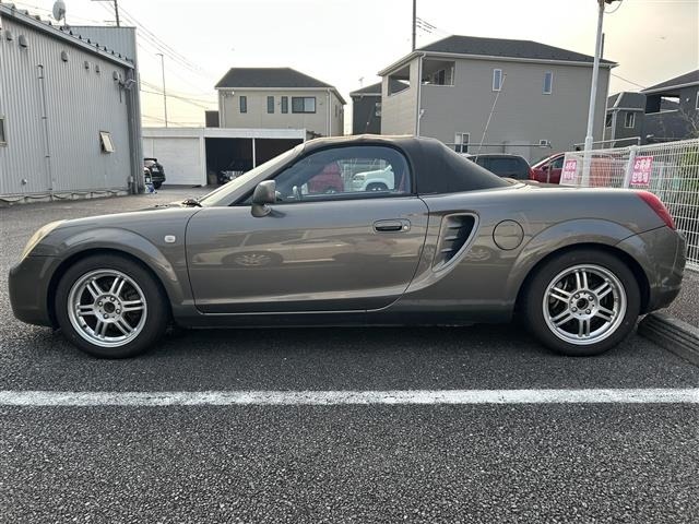 Toyota MR-S 2002 8235748-3