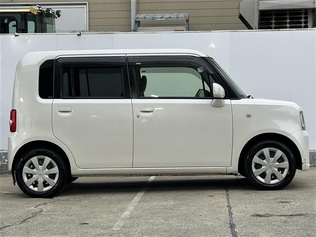Toyota PIXIS SPACE 2015 8234005-11
