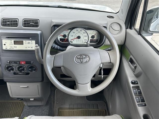 Toyota PIXIS SPACE 2015 8234005-17