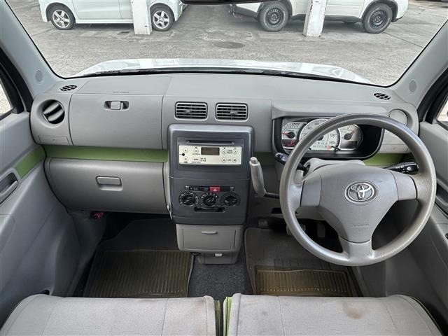 Toyota PIXIS SPACE 2015 8234005-18