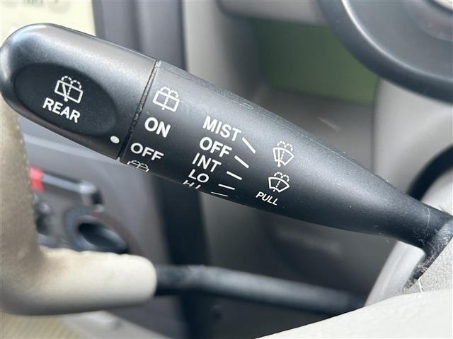 Toyota PIXIS SPACE 2015 8234005-19