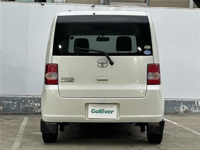 Toyota PIXIS SPACE 2015 8234005-6