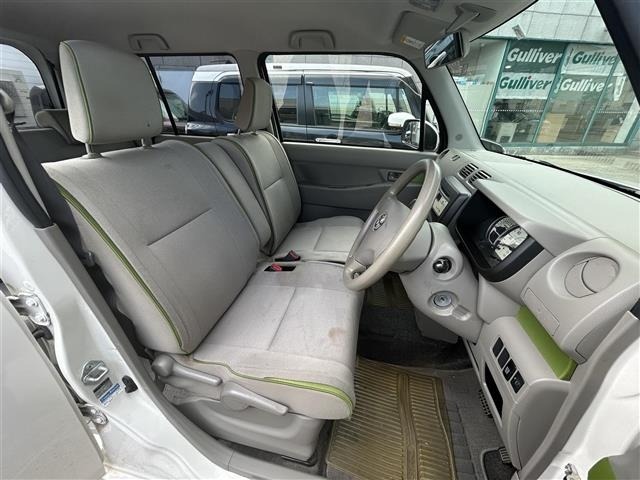 Toyota PIXIS SPACE 2015 8234005-8