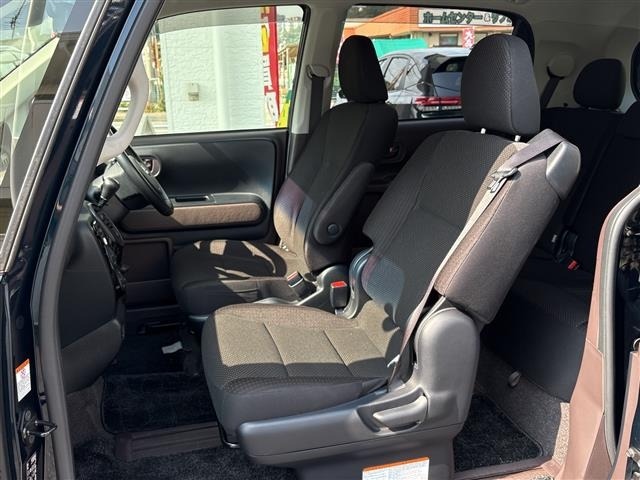 Toyota PORTE 2017 8236707-8