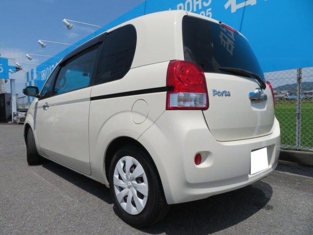 Toyota PORTE 2018 8236708-1