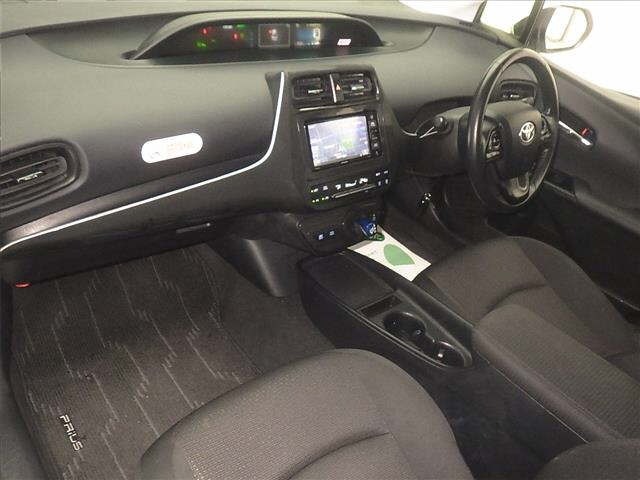 Toyota PRIUS 2020 8236414-4