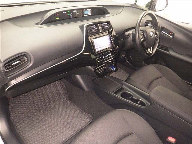 Toyota PRIUS 2020 8236416-4