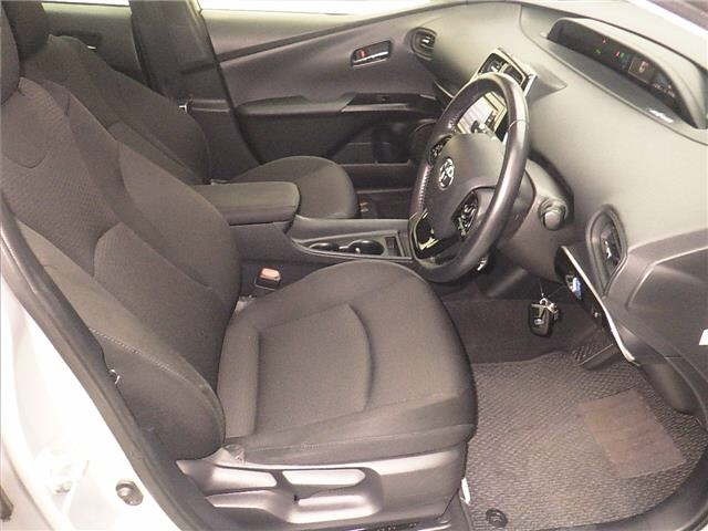 Toyota PRIUS 2020 8236416-5