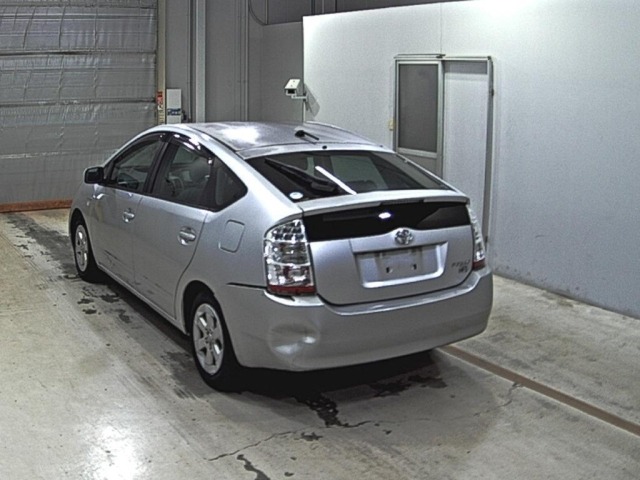 Toyota PRIUS 2006 8236441-1