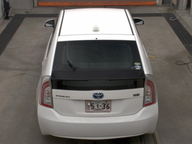 Toyota PRIUS 2013 8236469-7