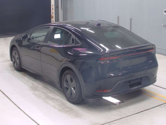 Toyota PRIUS 2023 8236478-6