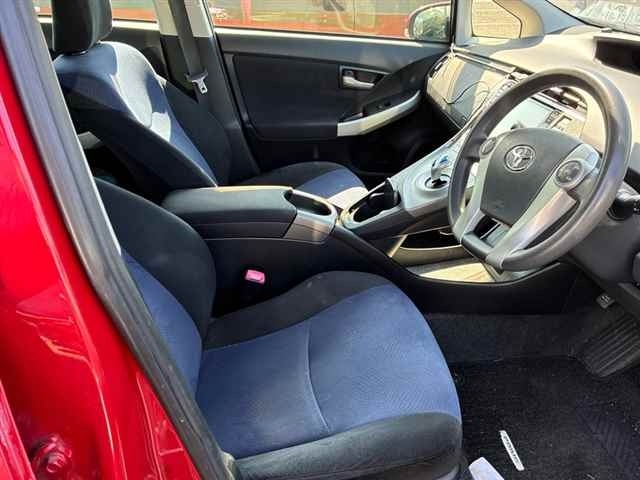 Toyota PRIUS 2013 8236488-7