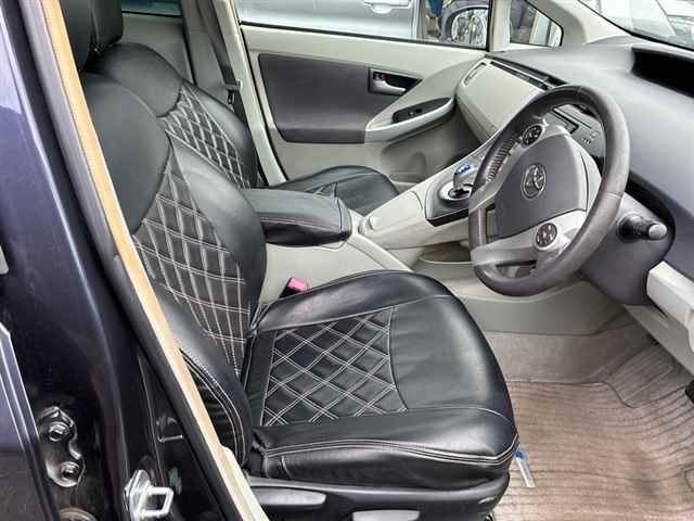 Toyota PRIUS 2011 8236489-7