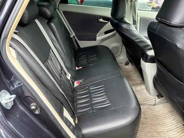 Toyota PRIUS 2011 8236489-8