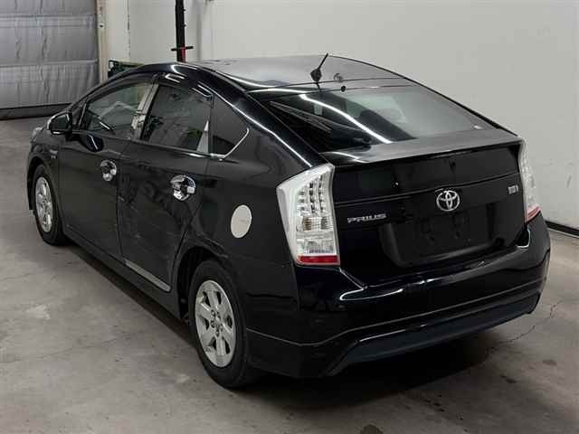 Toyota PRIUS 2011 8236490-1