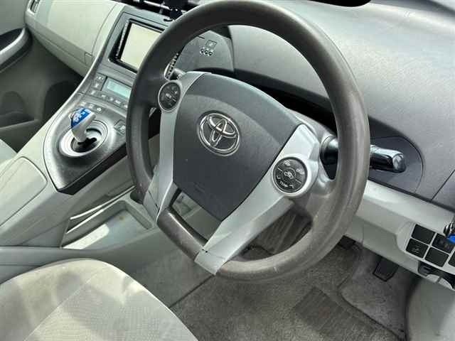 Toyota PRIUS 2009 8236491-3