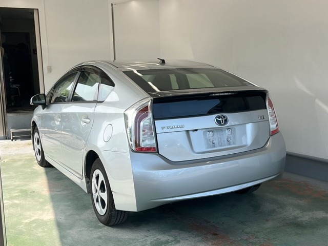 Toyota PRIUS 2013 8236492-1