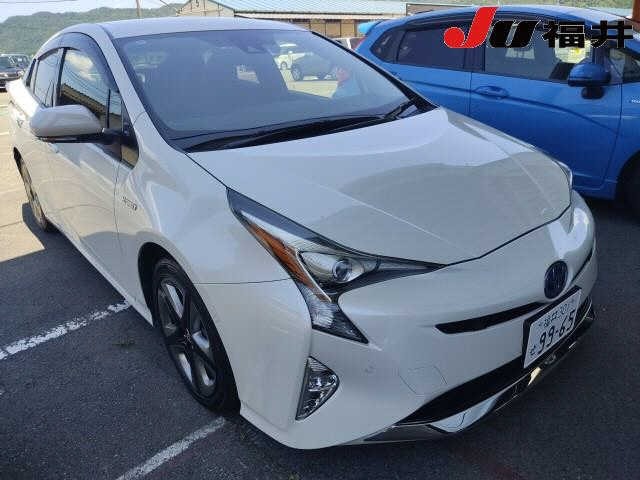 Toyota PRIUS 2017 8236494-0