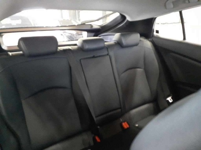 Toyota PRIUS 2017 8236506-11