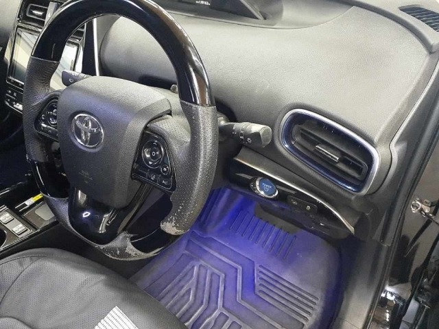 Toyota PRIUS 2019 8236507-9