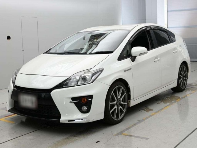 Toyota PRIUS 2015 8236508-0