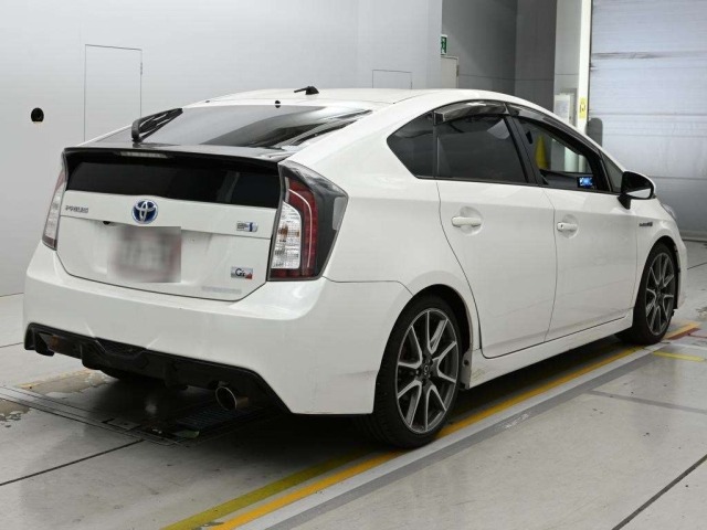 Toyota PRIUS 2015 8236508-1