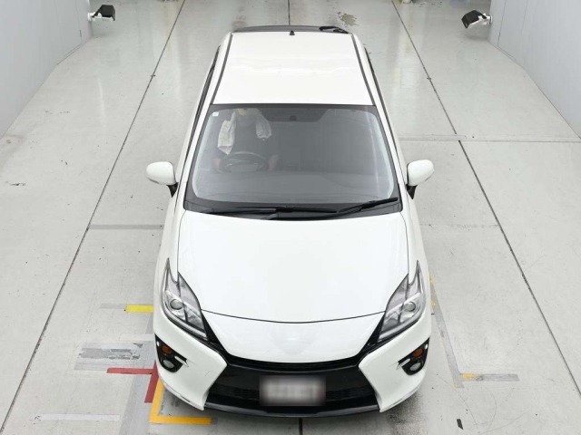 Toyota PRIUS 2015 8236508-7