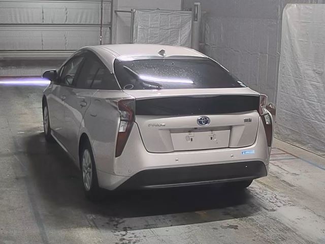 Toyota PRIUS 2018 8236510-8