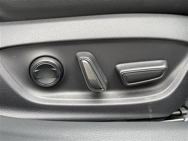 Toyota PRIUS 2024 8236815-3