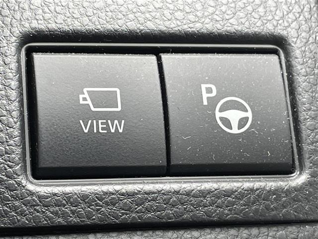 Toyota PRIUS 2024 8236815-7