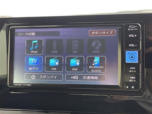 Toyota PRIUS 2023 8236832-18
