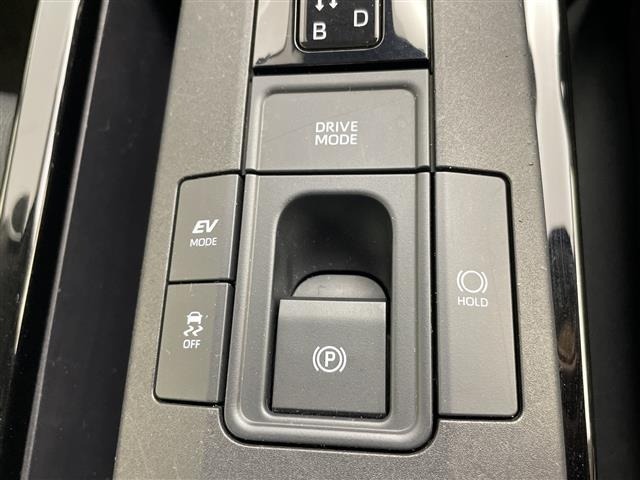 Toyota PRIUS 2023 8236832-22
