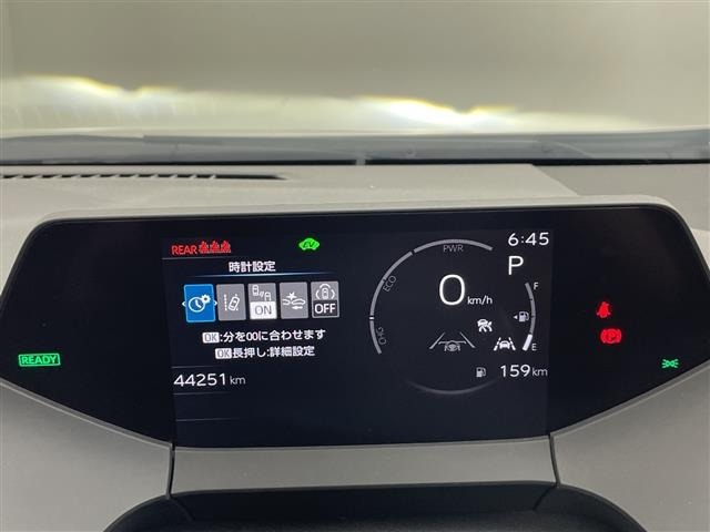 Toyota PRIUS 2023 8236832-4